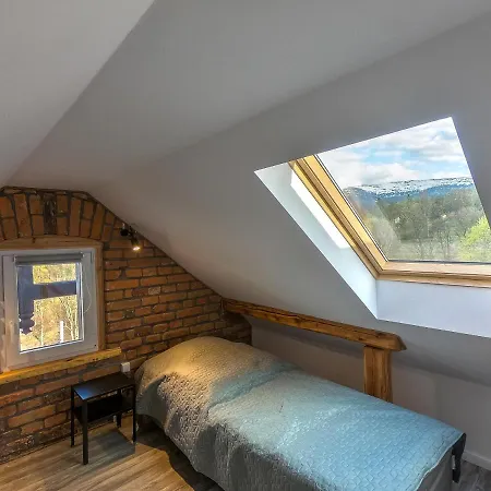 Dwupoziomowy Ski&bike Apartment